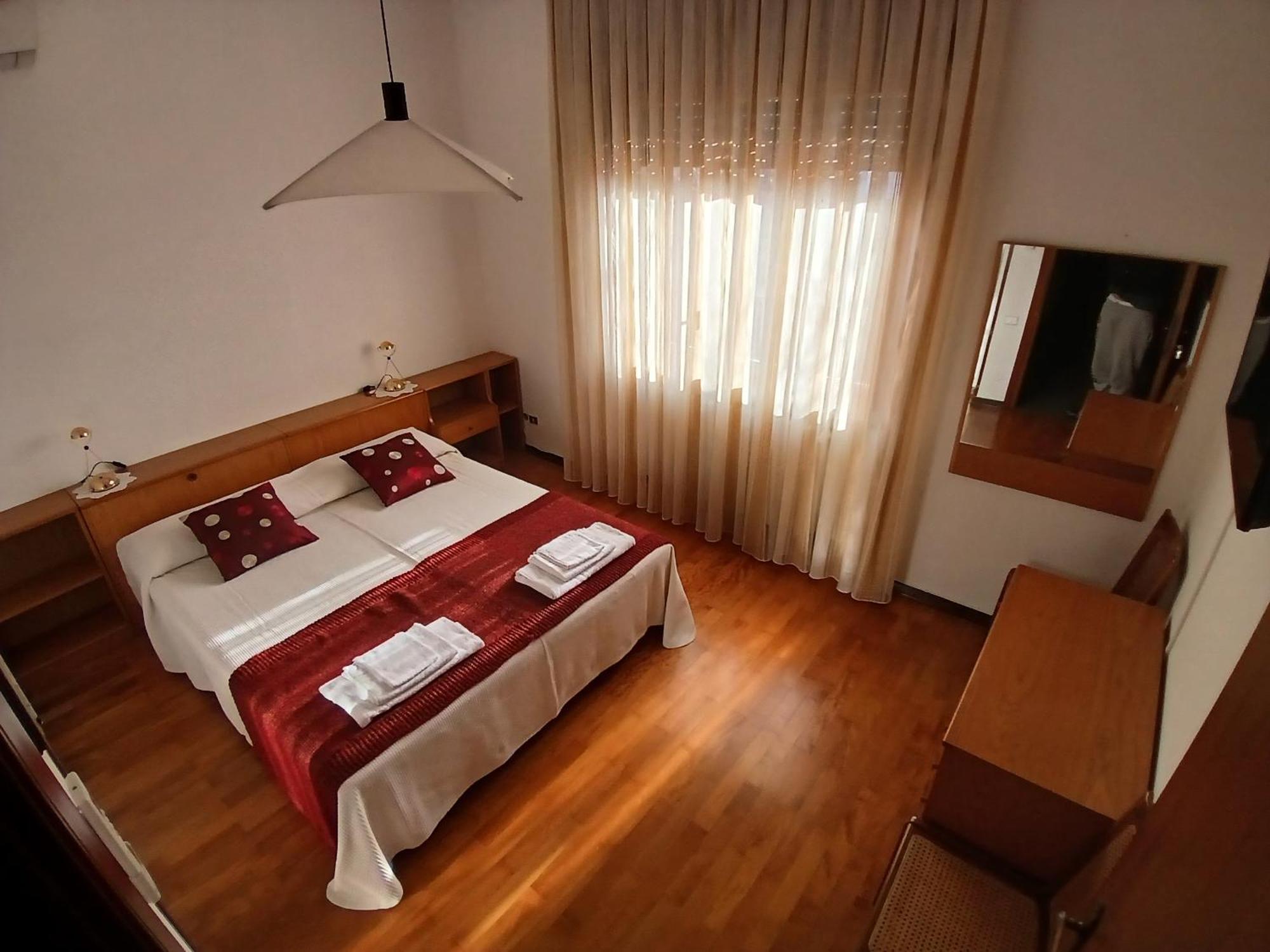 B&B Ponte Marchese 卡尔杜格诺 外观 照片